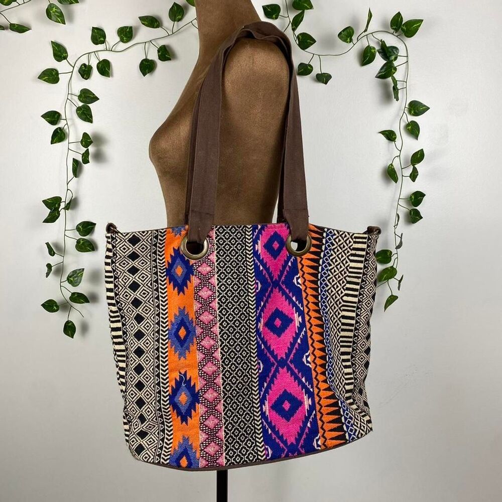 Boho western aztec print laptop bag shoulder tote zipper closure southwestern